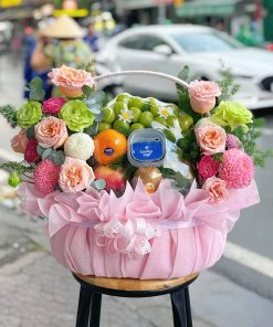Giỏ Hoa Quả Tone Hồng Dễ Thương
