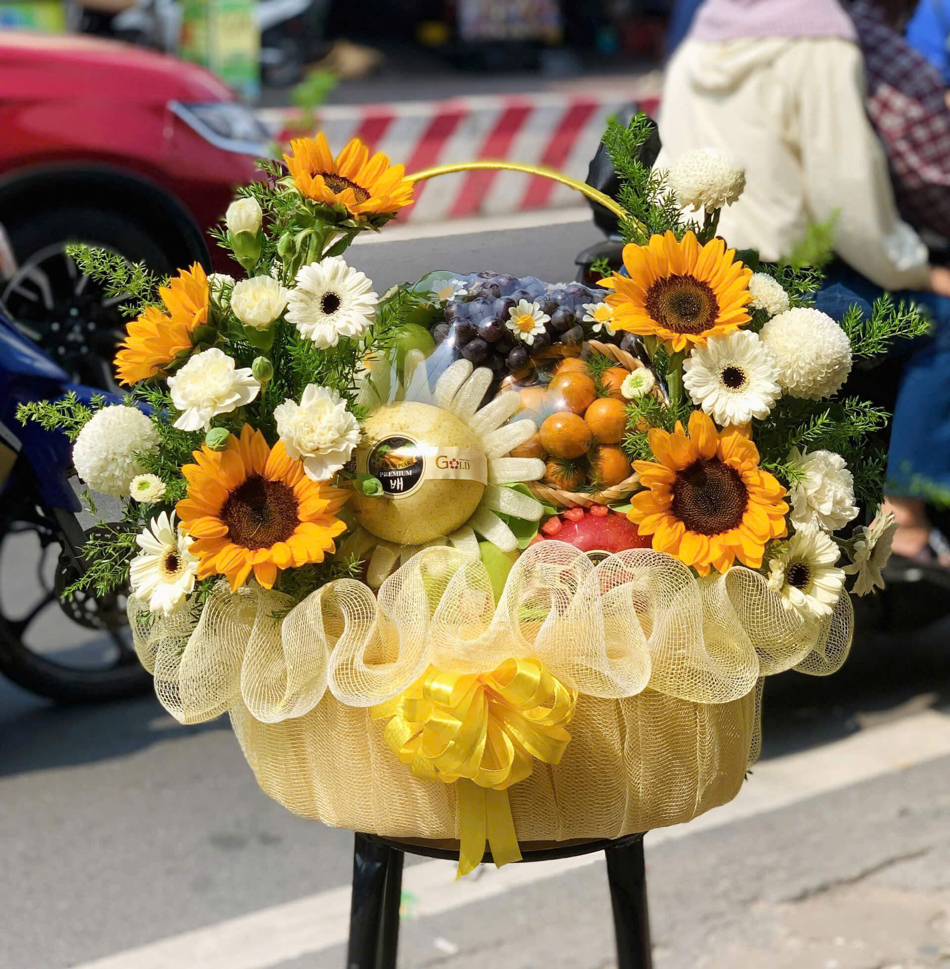 Giỏ Trái Cây Hoa Hướng Dương Đẹp