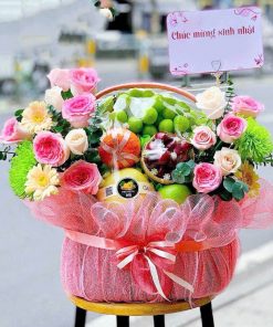 Giỏ trái cây chúc mừng sinh nhật Tone hồng