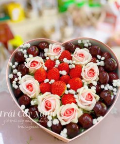 Hộp quà Cherry hình trái tim