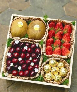 Khay cherry, nho, Kiwi, socola cao cấp