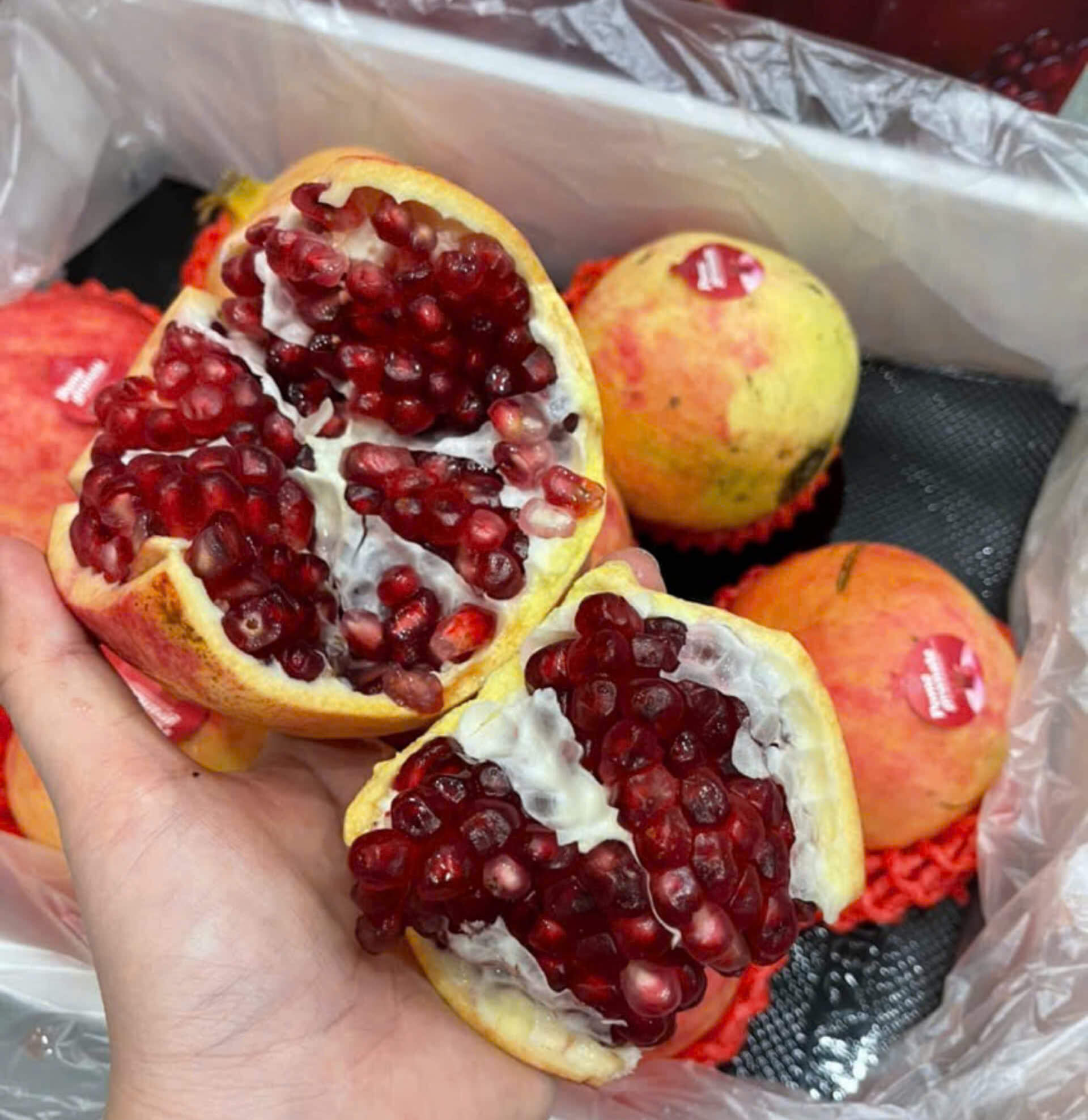 Lựu đỏ hạt mềm – Pomegranate VIP (1Kg) - Ảnh 3