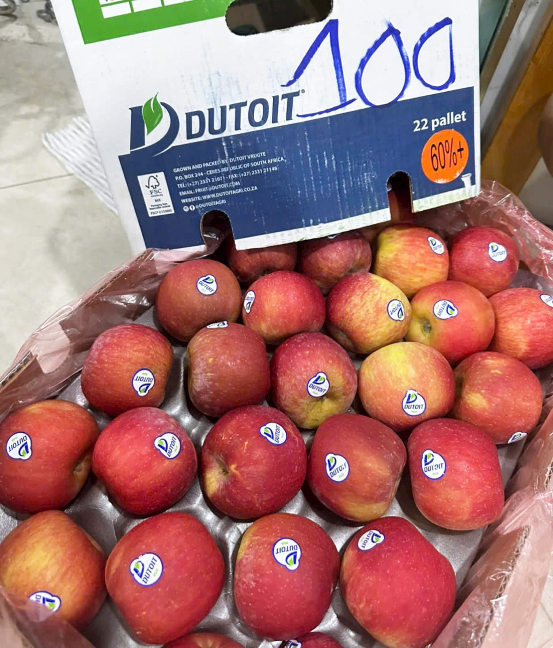 Táo Fuji Red Dutoit Nam Phi (1Kg) - Ảnh 3